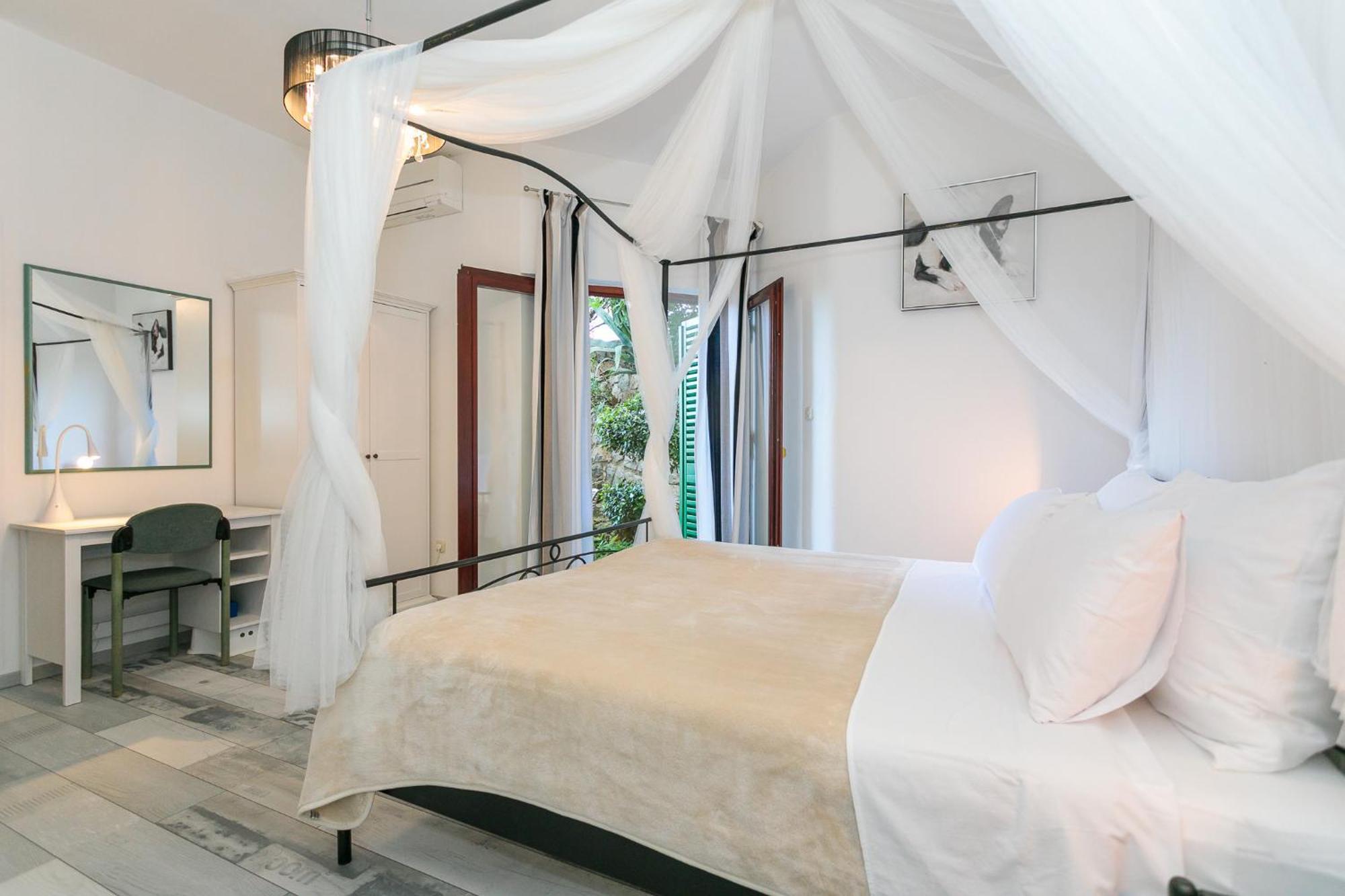 קרק Apartments Delfin מראה חיצוני תמונה