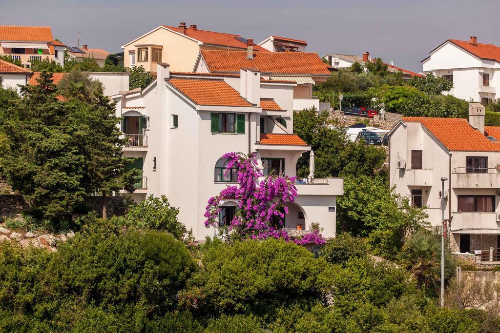 קרק Apartments Delfin מראה חיצוני תמונה